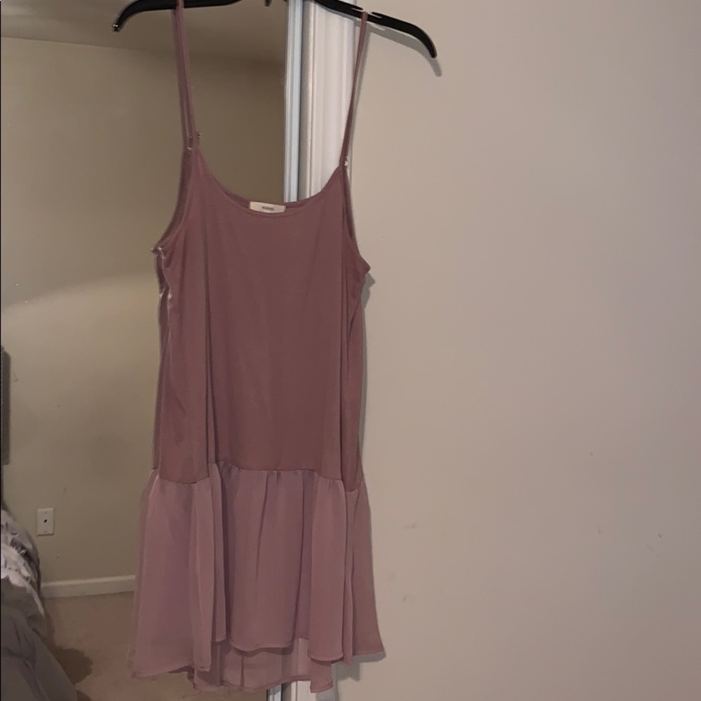 Blush pink w/ contrast hem top